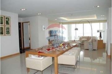 268 Sqm., 3 Beds, 2 Baths House listed for ฿ 25,900,000.
