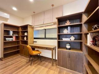 For Rent Bangkok Town House Silom BTS Chong Nonsi Bang Rak