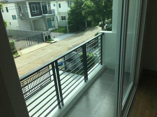 For Rent Pathum Thani Single House Centro Phahol-Vibhavadi 2 Phahonyothin Khlong Luang