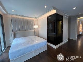 4-BR Semi-detached House at Veritz Sathupradit 34 in Bang Phong Phang