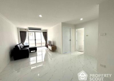 2-BR Condo at Waterford Park Rama 4 near BTS Phra Khanong