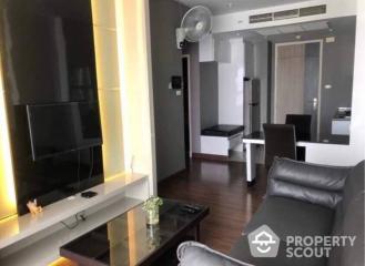 1-BR Condo near BTS Saphan Taksin