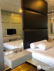 1-BR Condo near BTS Saphan Taksin