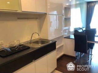 1-BR Condo near BTS Saphan Taksin