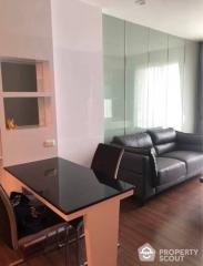 1-BR Condo near BTS Saphan Taksin