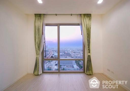 2-BR Condo at Star View close to Phra Ram 3