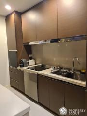 2-BR Condo at Chatrium Riverside Condominium near BTS Saphan Taksin