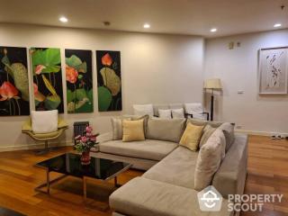 2-BR Condo at Chatrium Riverside Condominium near BTS Saphan Taksin