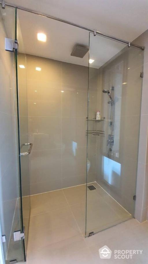 2-BR Condo at Star View close to Phra Ram 3