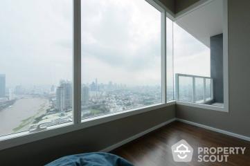 3-BR Condo at Menam Residences near BTS Saphan Taksin