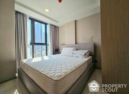 2-BR Condo at Walden Asoke near MRT Sukhumvit