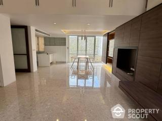 3-BR Condo at The Loft Sathorn near MRT Khlong Toei