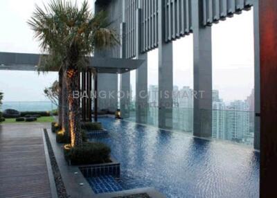 Condo at The Address Sukhumvit 28 for sale