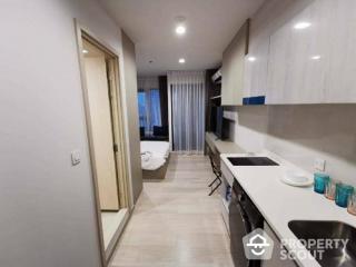 Studio Condo at Life One Wireless near BTS Phloen Chit