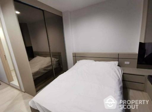 Studio Condo at Life One Wireless near BTS Phloen Chit