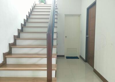 3 Bedrooms 2 Storey house for Sale in Ton Pao, Sankamphaeng