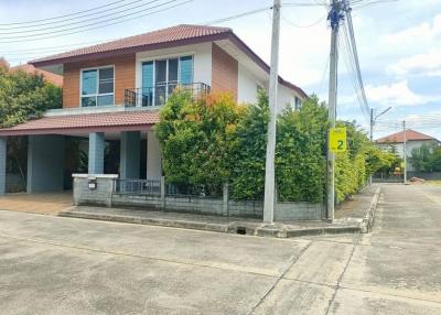 3 Bedrooms 2 Storey house for Sale in Ton Pao, Sankamphaeng