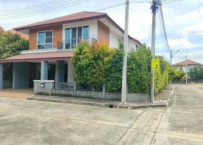 3 Bedrooms 2 Storey house for Sale in Ton Pao, Sankamphaeng