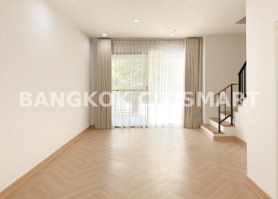 Townhouse at Baan Klang Muang Ratchaphruek for sale