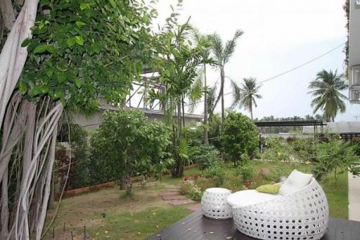 5 Bedroom House In Baan Amphur