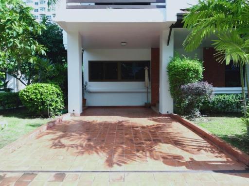 Fantastic Location House For Rent In Baan Hinwong Nivet