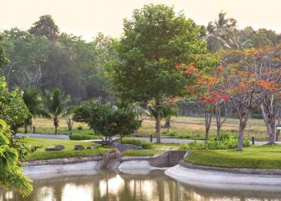 Luxury Pool Villa For Sale at Sunplay Bangsare