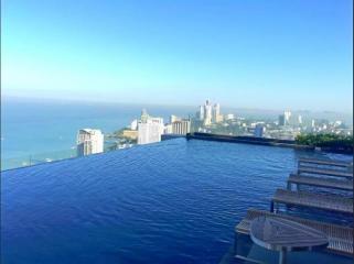 Great Sea View Condo In Central Pattaya