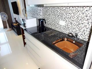 1 Bedroom Condo For Sale In Novana Residence South Pattaya