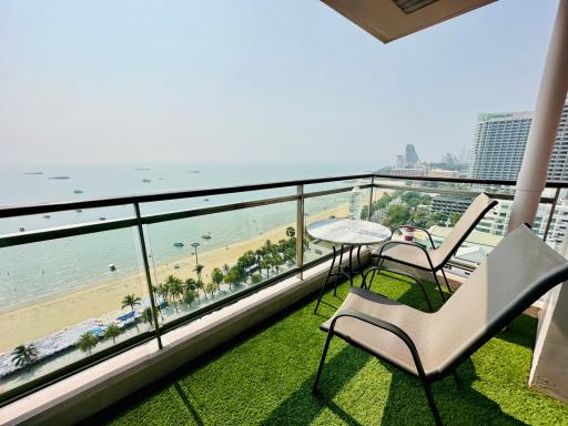 Sea View Condo for Sale in Central Pattaya
