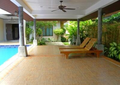 Private Pool Villa For Rent in East Pattaya