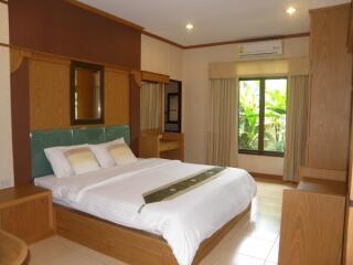 Private Pool Villa For Rent in East Pattaya