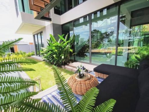 Luxury Villa For Sale Inthe Prospect , East Pattaya