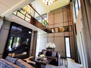 Luxury Villa For Sale Inthe Prospect , East Pattaya