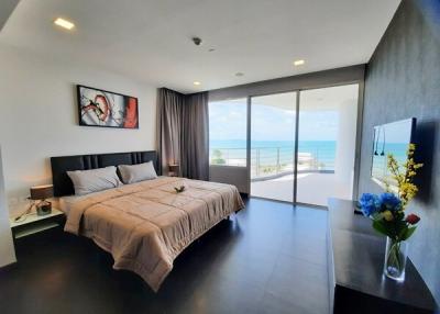 Luxury Direct Beachfront Condo For Sale at Jomtien