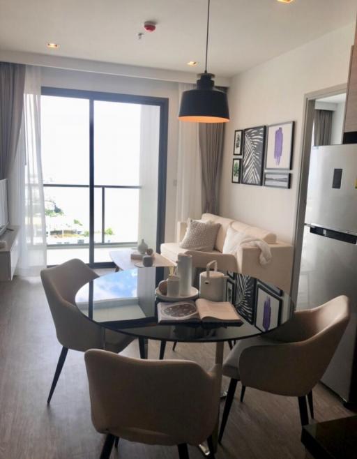 Jomtien Beach Front Condo For Sale