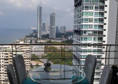 2 Bedrooms Beach-Front At The Residence At Dream For Sale, Jomtien Pattaya