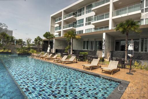 Beach Front Condo For Rent In Jomtien