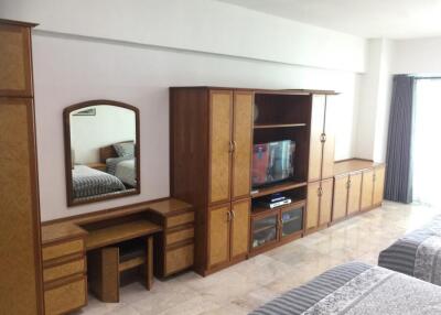 Studio Condo For Sale In Jomtien Complex