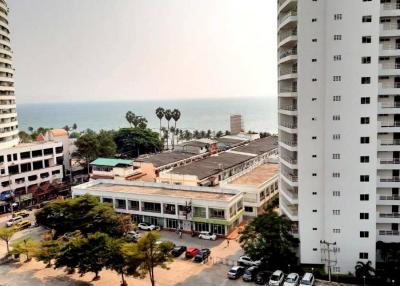 3 Bedrooms Condo For Sale Jomtien Complex Condotel