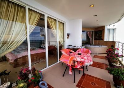 Luxury Sea View Condo For Sale At The Residence At Dream, Jomtien Pattaya