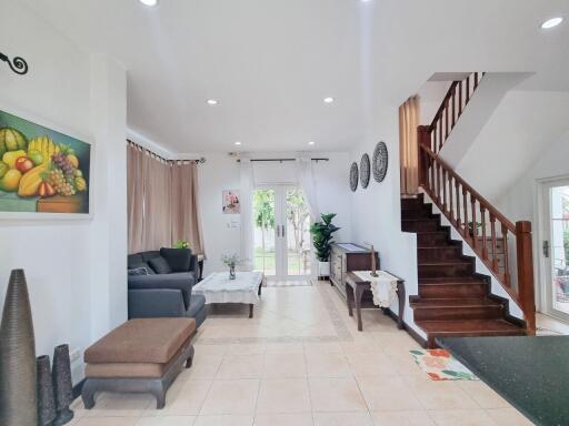 3 Bedroom House For Sale  At Bann Fah Rimhad, Jomtien