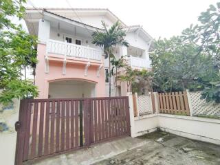 3 Bedroom House For Sale  At Bann Fah Rimhad, Jomtien