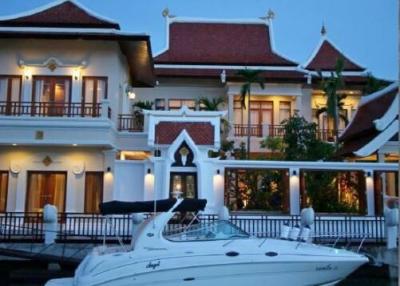 A Truly Tropical Living In View Talay Marina