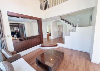 Two Storey House For Rent Near Jomtien Beach