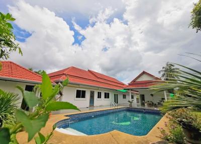 House For Sale With Private Pool