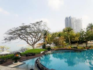 Beachfront condo for sale at The Cove