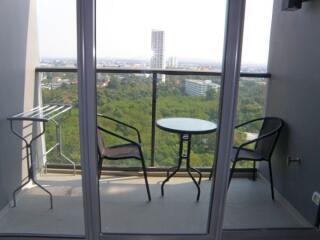 2 Bedrooms Condo For Rent