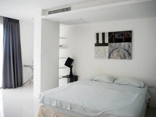 Lovely 3 Bedroom Condo For Rent In Nakluea