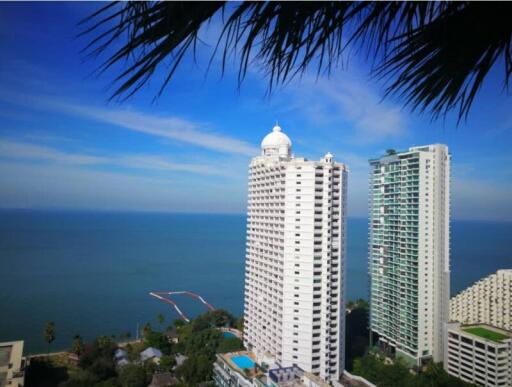 Luxury High-Rise Condominium The Riviera Wongamat