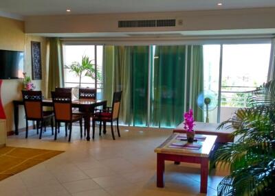 1 Bedroom Apartment For Sale in Executive Residence 2, Pratumnak